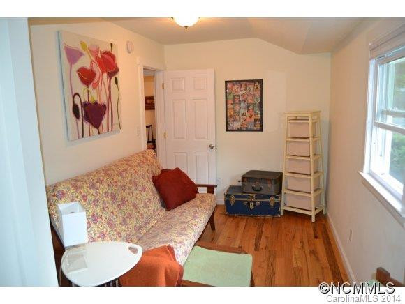 25 Winnfred Street - Photo 10