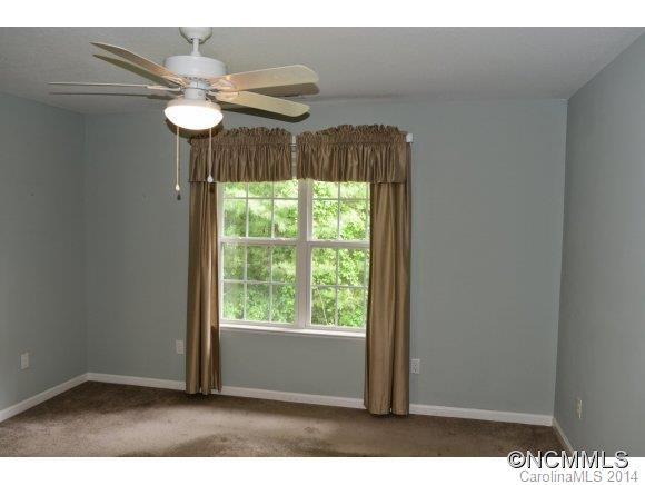 254 Wiltshire Circle - Photo 17