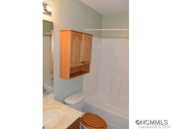 254 Wiltshire Circle - Photo 20