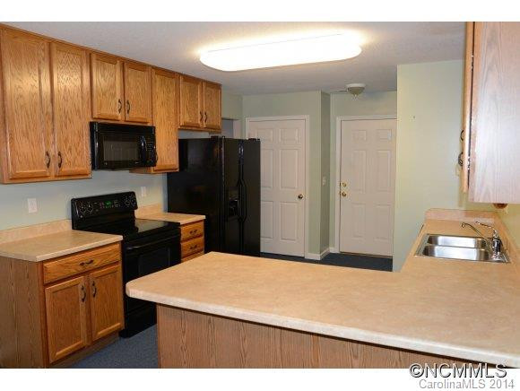254 Wiltshire Circle - Photo 7
