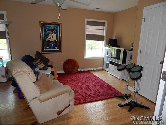399 Wildbriar Road - Photo 13