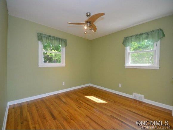 416 RIVERVIEW DR - Photo 5