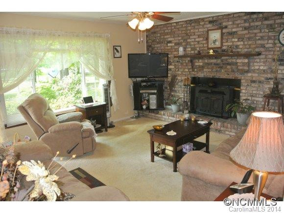 8 S Garden Drive - Photo 2