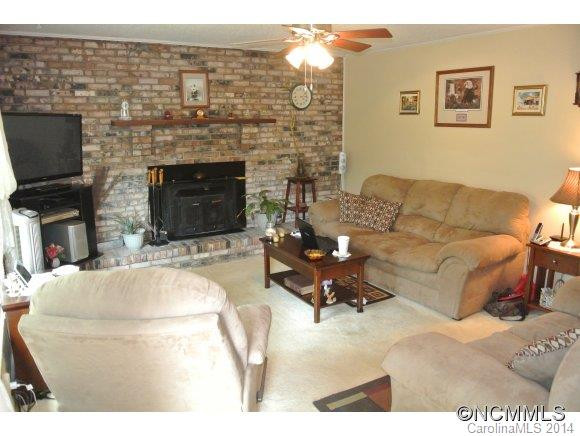 8 S Garden Drive - Photo 3