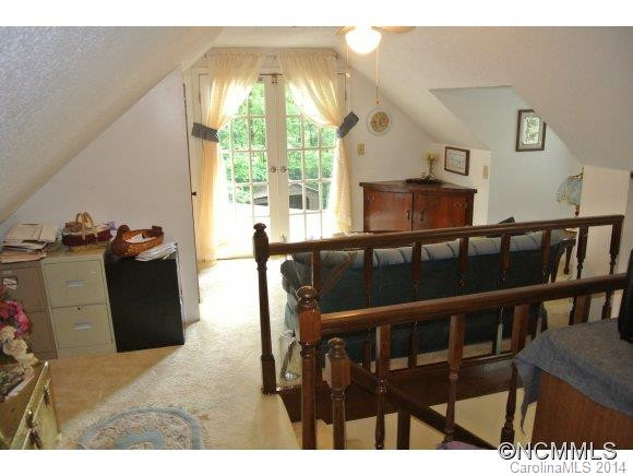 8 S Garden Drive - Photo 9