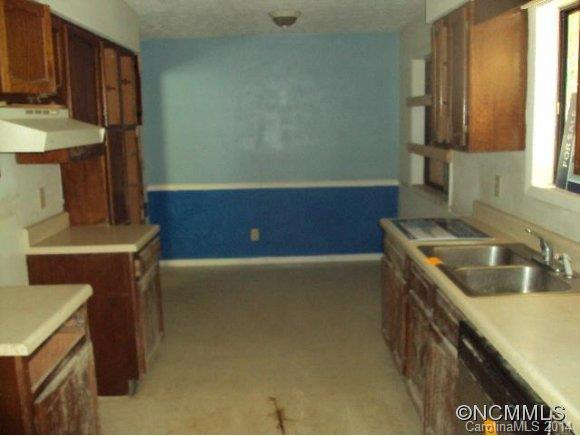 112 Richards - Photo 3