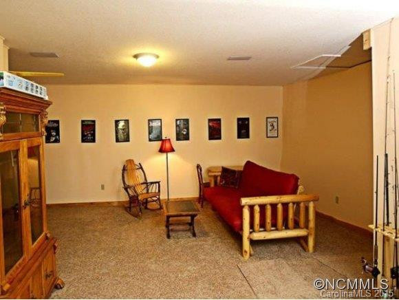 350 CROSS CREEK DRIVE - Photo 16
