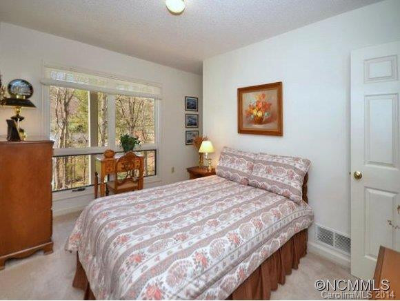 209 FERN CREEK DRIVE - Photo 12