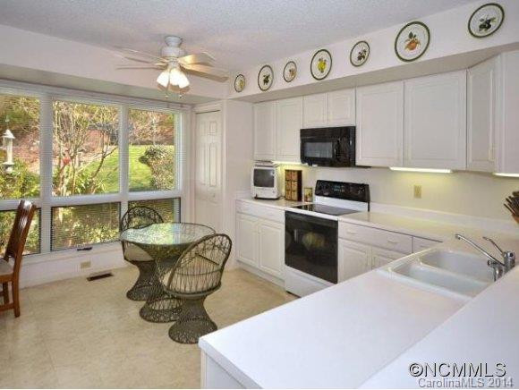 209 FERN CREEK DRIVE - Photo 8