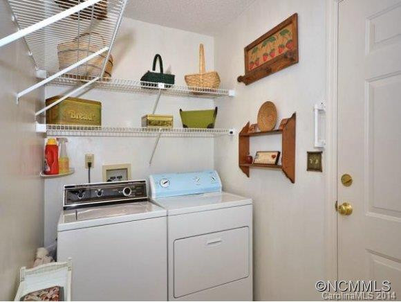 209 FERN CREEK DRIVE - Photo 9