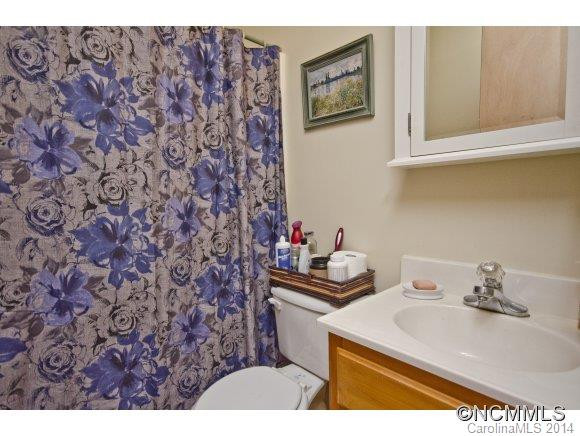 209 Michigan Ave - Photo 13