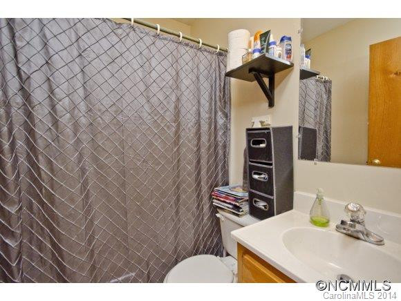 209 Michigan Ave - Photo 16