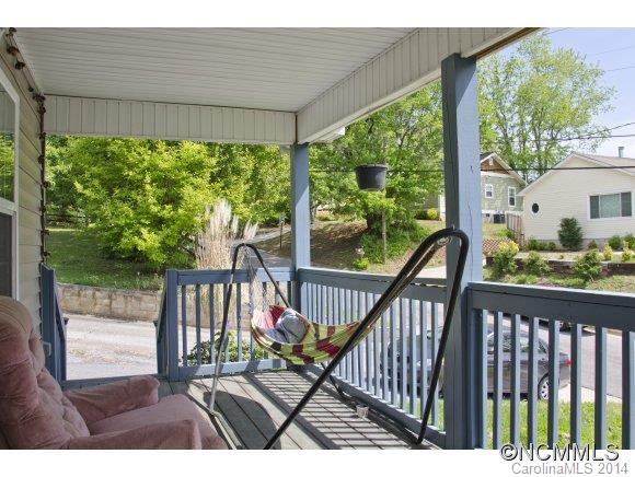 209 Michigan Ave - Photo 5