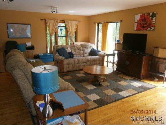344 Timberlane Drive - Photo 5