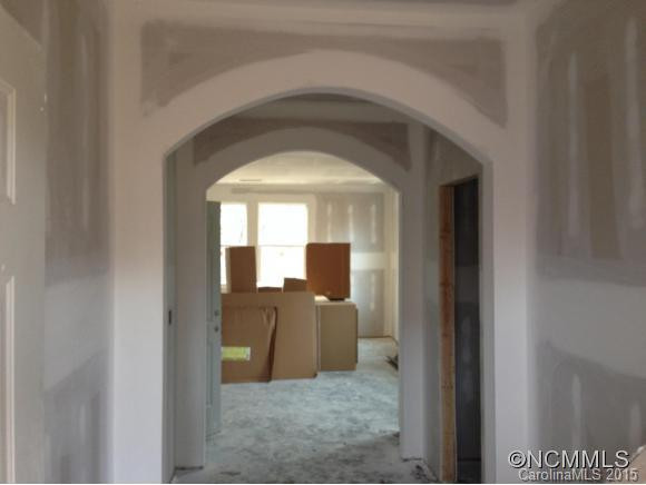 526 East Street - Photo 5