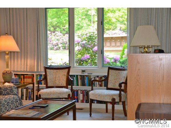 207 Crowfields Drive - Photo 12