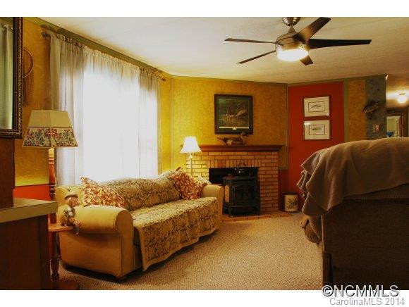 1066 Terrys Gap Road - Photo 5