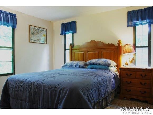 1066 Terrys Gap Road - Photo 7