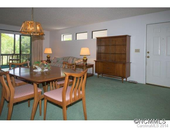 47 AptK8 Lake Drive - Photo 6