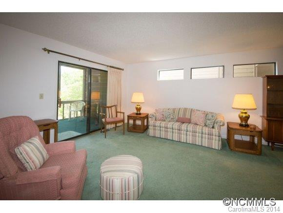 47 AptK8 Lake Drive - Photo 7