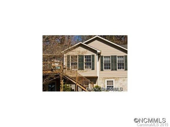 305 Northeast Avenue - Photo 2
