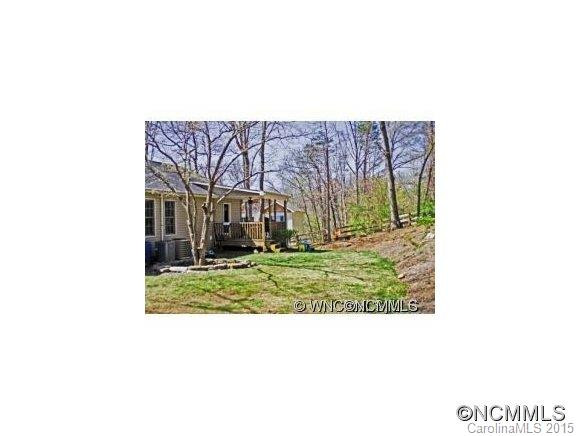 305 Northeast Avenue - Photo 3
