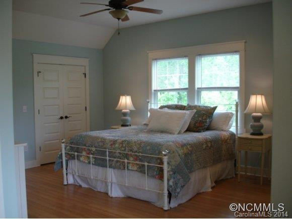 12 Jackson Park Lane - Photo 13