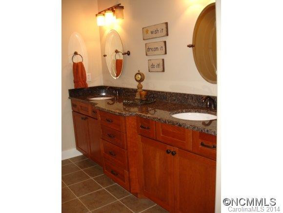 12 Jackson Park Lane - Photo 18