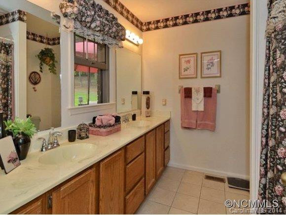 3 GREENLEAF CIRCLE - Photo 14