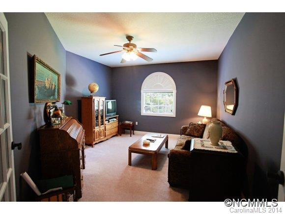 40 Helen Holcombe Way - Photo 16