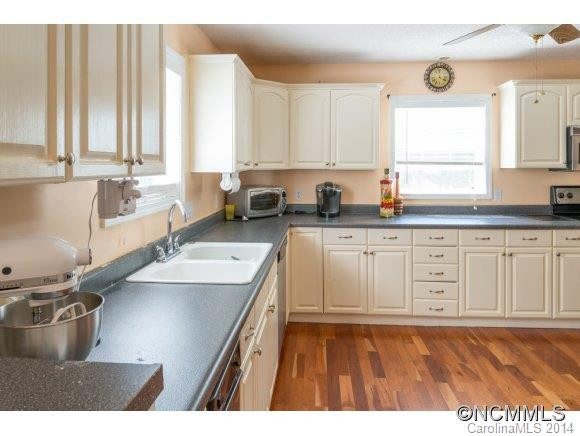 18 Chanter Drive - Photo 4