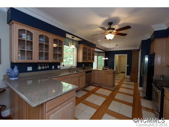 733 Hidden Hills - Photo 4