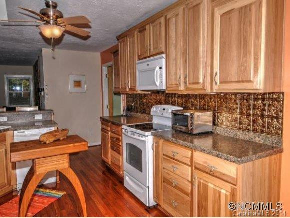 30 HIDDEN FALLS ROAD - Photo 13