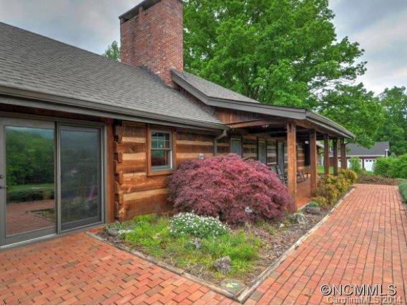 207 Fairway Terrace - Photo 2