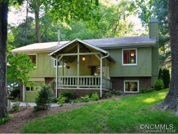 18 MUIRFIELD DRIVE