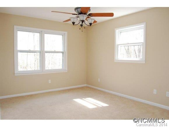 1521 Campbell Dr - Photo 12