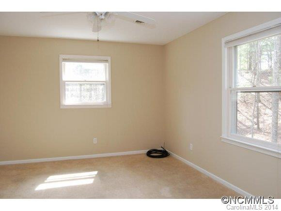 1521 Campbell Dr - Photo 14