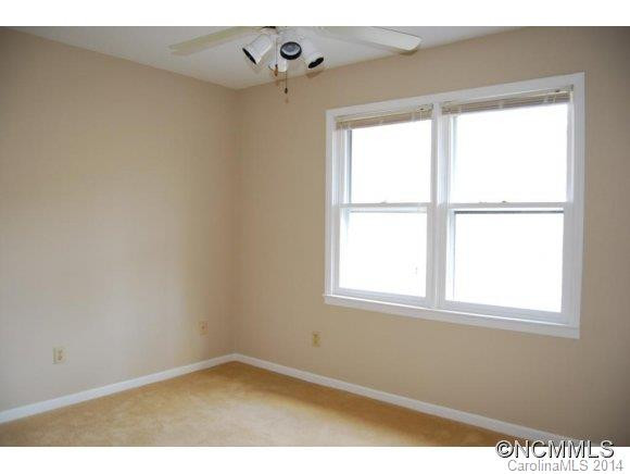 1521 Campbell Dr - Photo 17