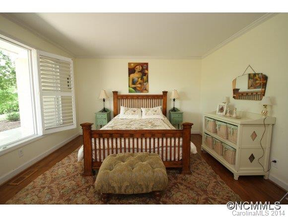 33 E Avon Parkway - Photo 7
