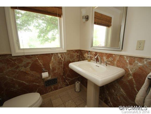 33 E Avon Parkway - Photo 8