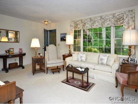201 CAMELLIA WAY - Photo 3