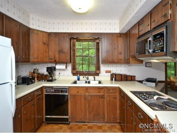 201 CAMELLIA WAY - Photo 6