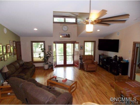 17 Arnie Dr - Photo 4