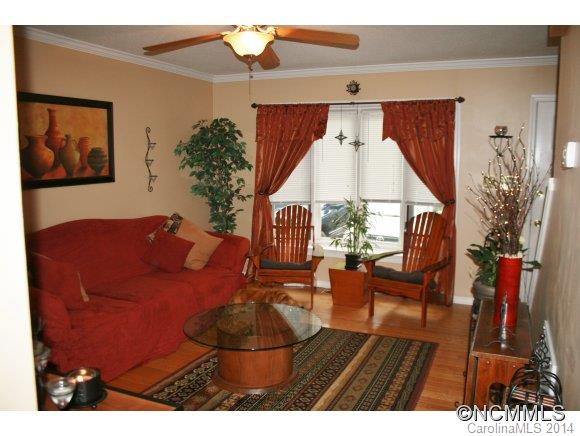 4 Bramblewood - Unit 3 - Photo 2