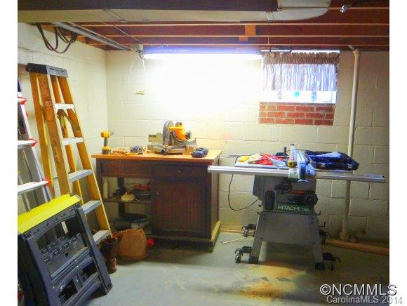 212 Ewbank Drive - Photo 11