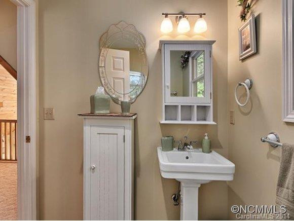 688 FALCON RIDGE - Photo 14