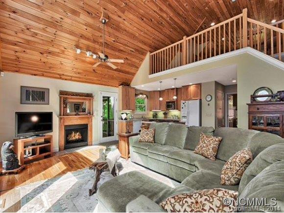 688 FALCON RIDGE - Photo 5