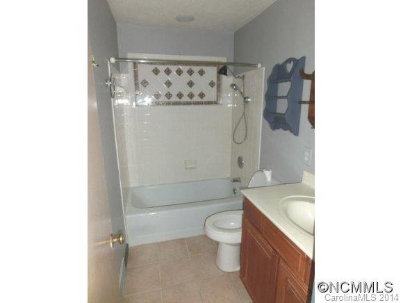 115 Beechtree Dr - Photo 9