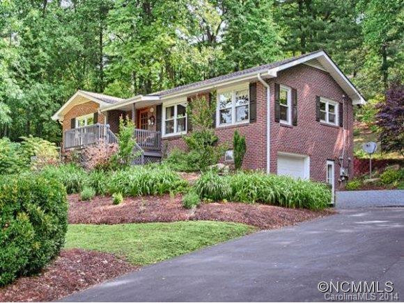 526 LAKE RUGBY DRIVE