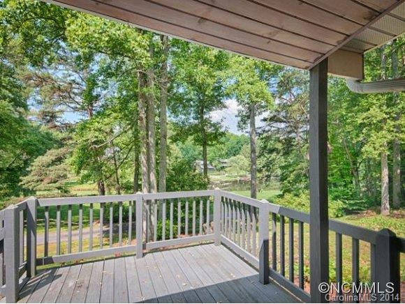 526 LAKE RUGBY DRIVE - Photo 2